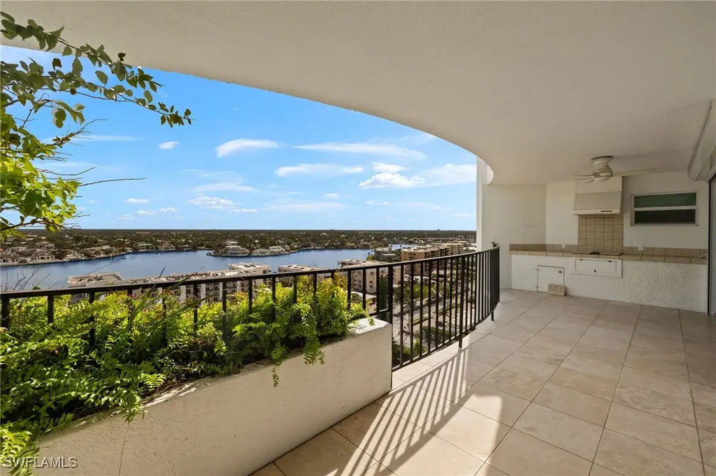 3951 Gulf Shore Boulevard N Naples FL 34103