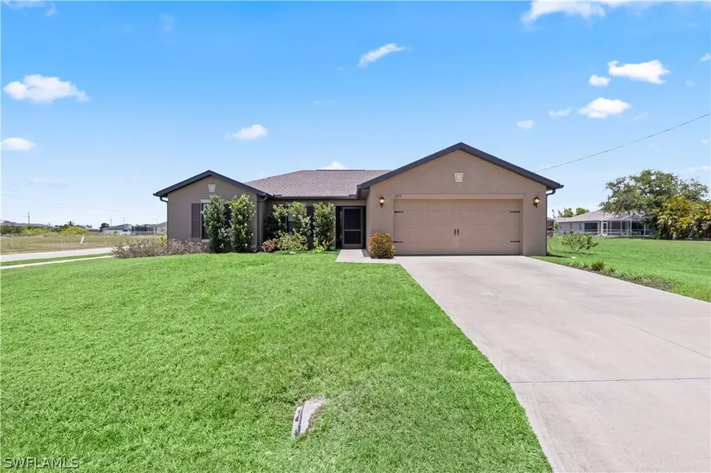1925 SW 14th Street Cape Coral FL 33991