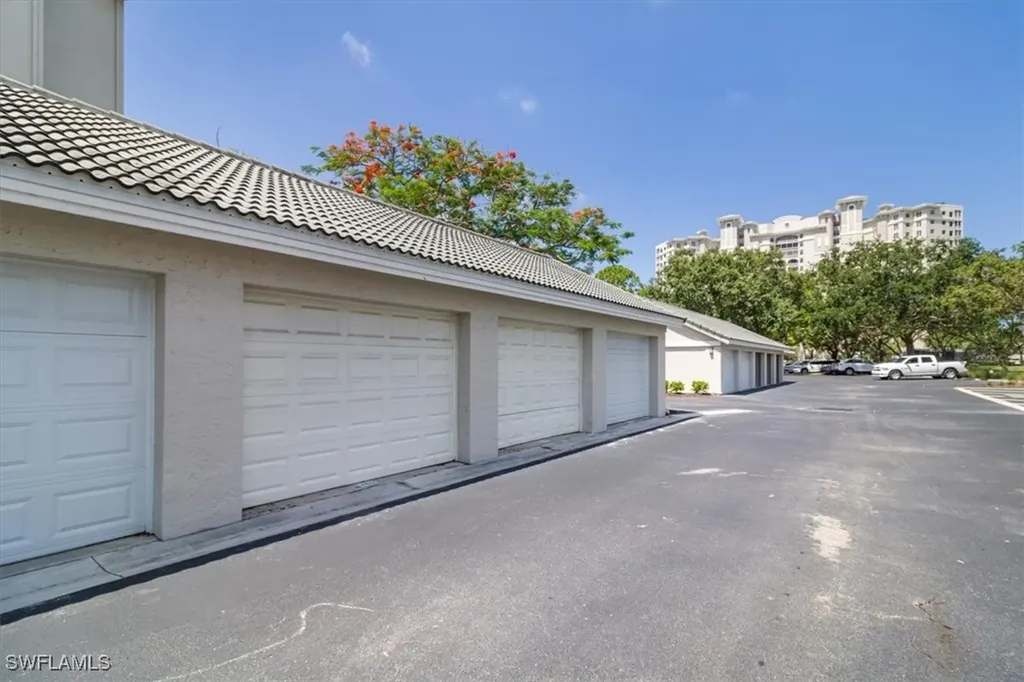 900 Arbor Lake Drive Naples FL 34110