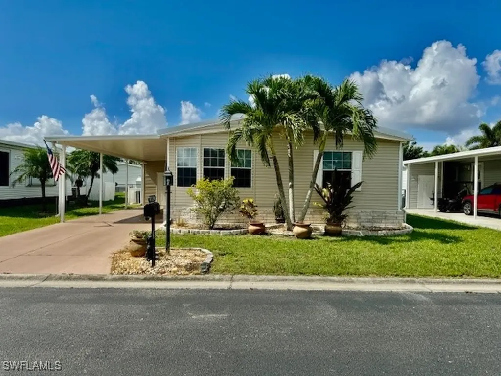 14576 Lara Circle North Fort Myers FL 33917