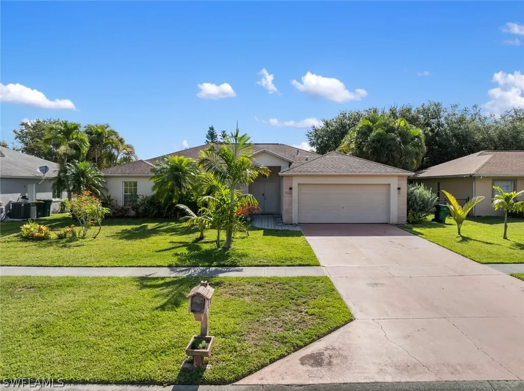 869 Summerfield Drive Naples FL 34120