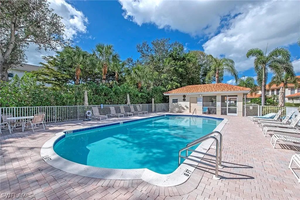 1090 Egrets Walk Circle Naples FL 34108