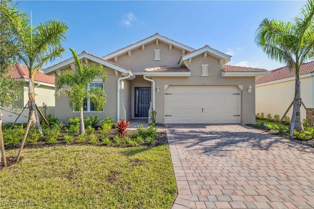 3744 Crosswater Drive North Fort Myers FL 33917