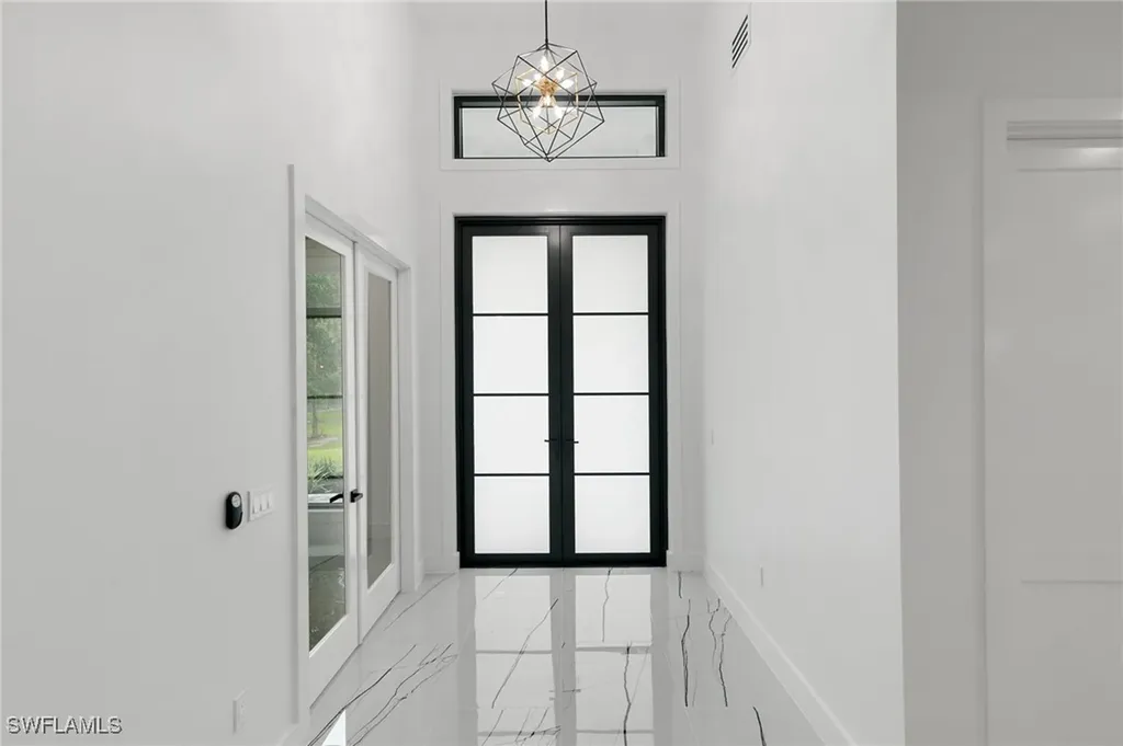 167 Everglades Boulevard N Naples FL 34120