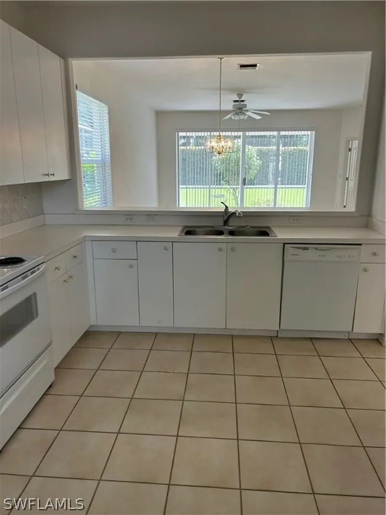 11318 Lakeland Circle Fort Myers FL 33913