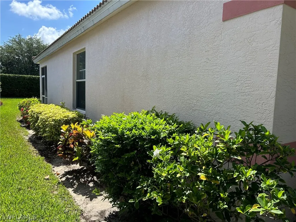11318 Lakeland Circle Fort Myers FL 33913