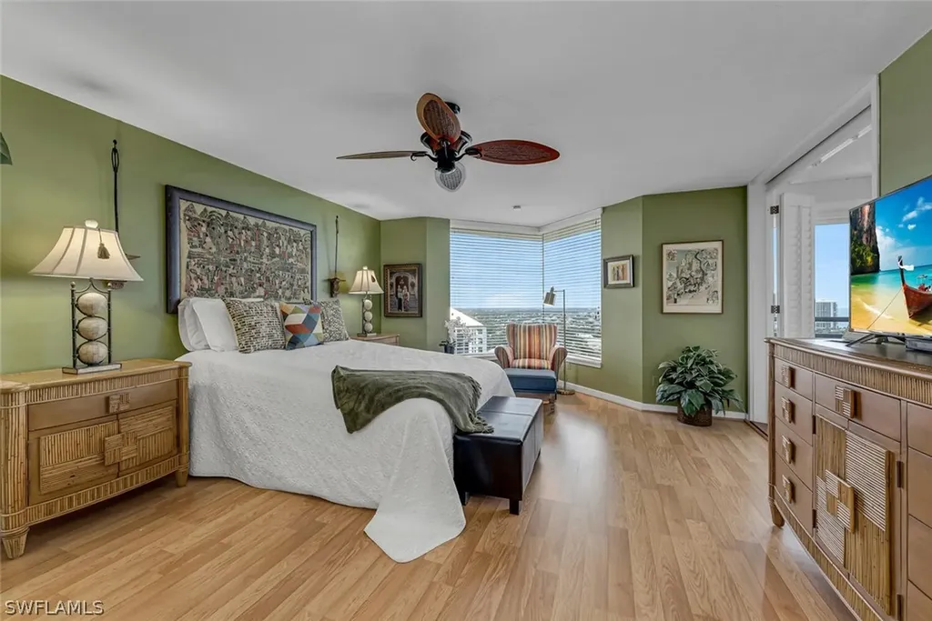 5555 Heron Point Drive Naples FL 34108
