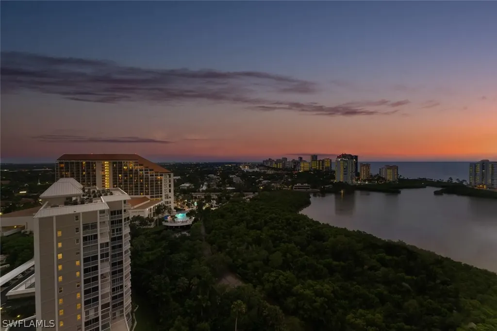 5555 Heron Point Drive Naples FL 34108