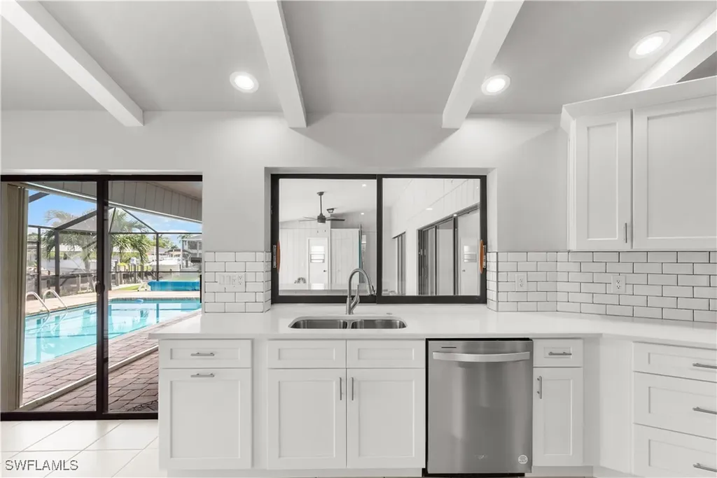 1941 SE 31st Street Cape Coral FL 33904