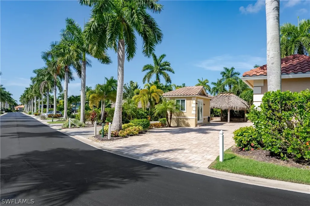 13596 Snook Circle Naples FL 34114