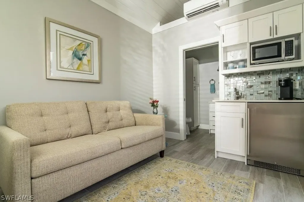 13596 Snook Circle Naples FL 34114