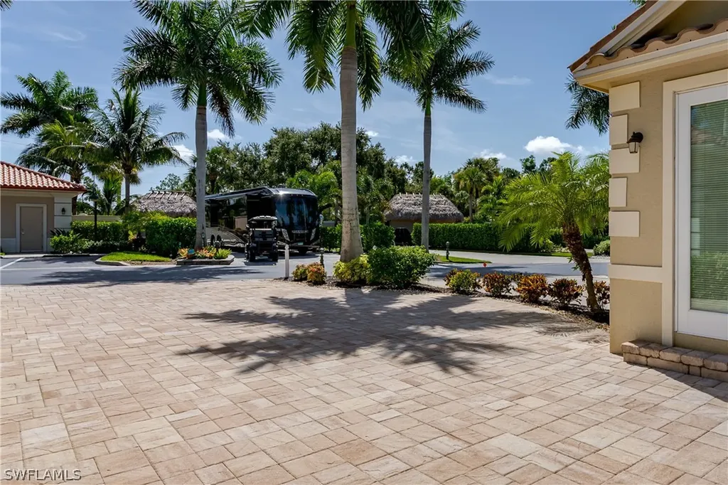 13596 Snook Circle Naples FL 34114