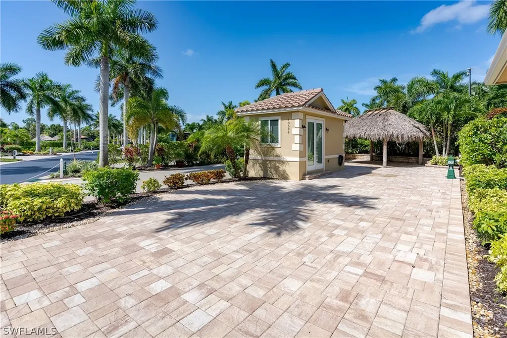 13596 Snook Circle Naples FL 34114