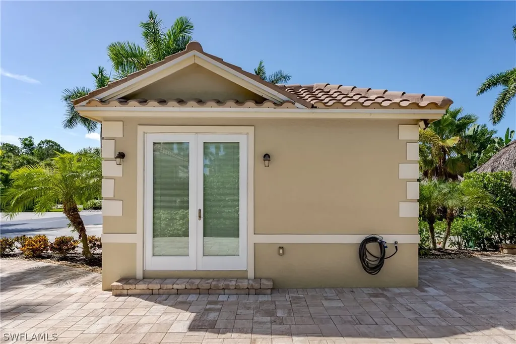 13596 Snook Circle Naples FL 34114