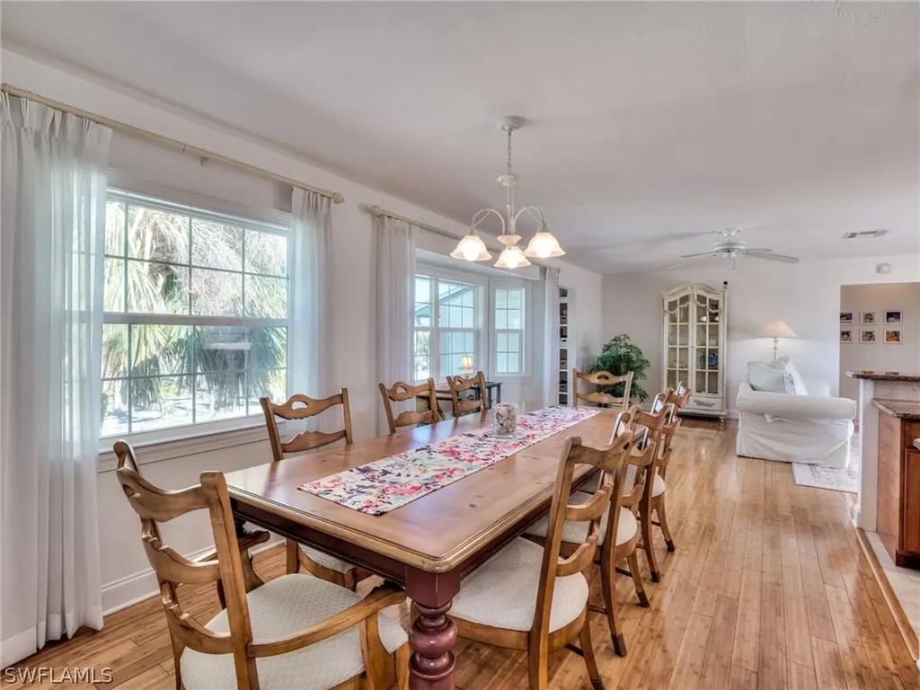1524 Wilton Lane Sanibel FL 33957