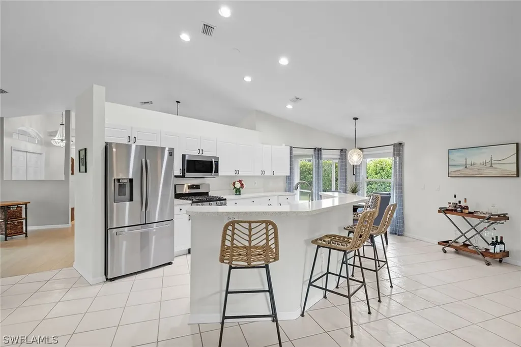 6147 Stonewood Court Naples FL 34112