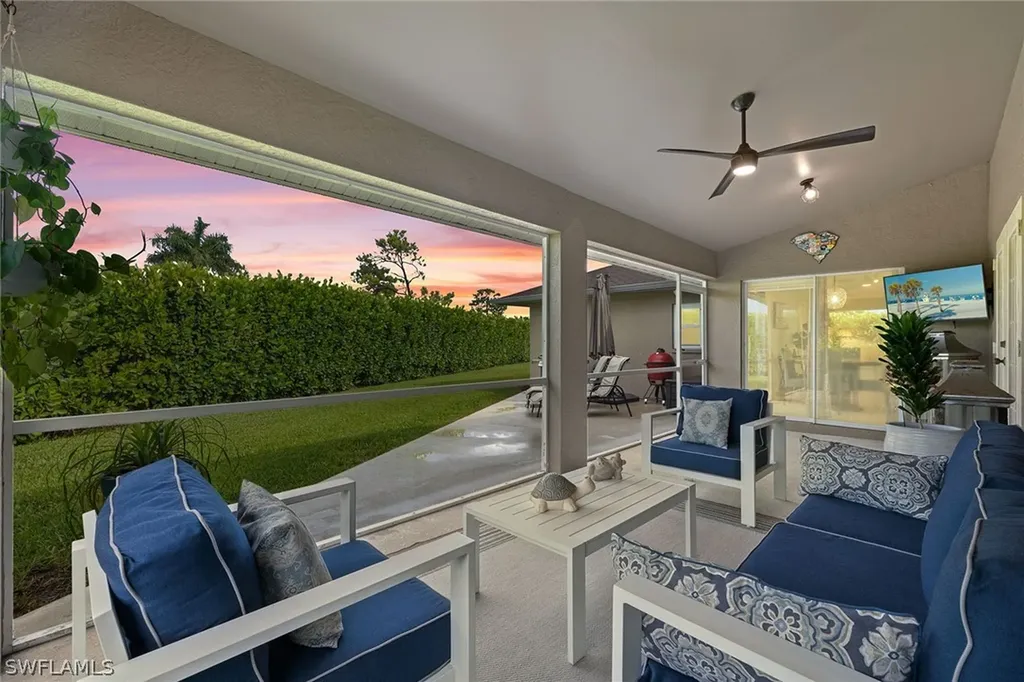 6147 Stonewood Court Naples FL 34112