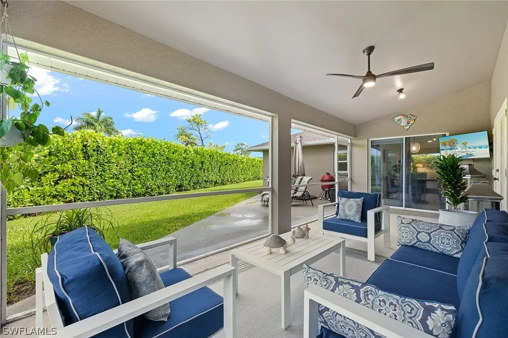 6147 Stonewood Court Naples FL 34112