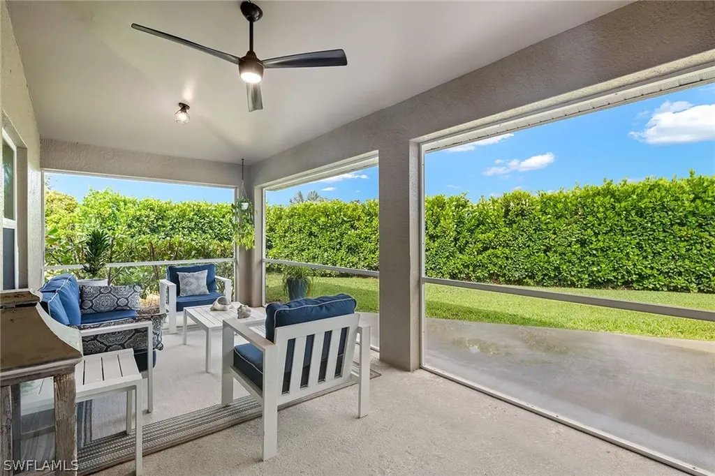 6147 Stonewood Court Naples FL 34112