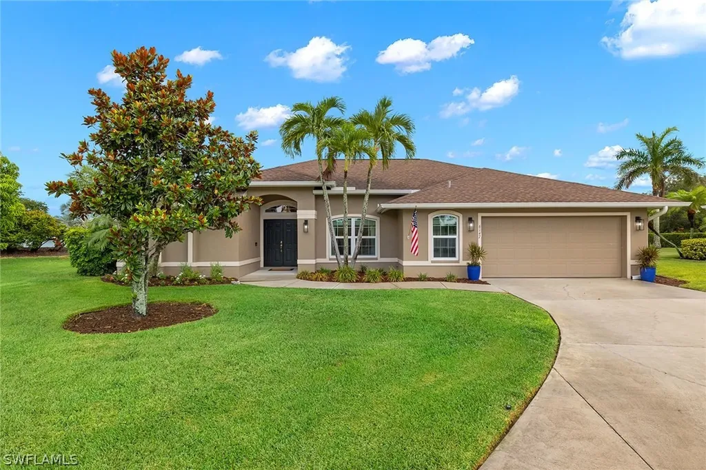 6147 Stonewood Court Naples FL 34112