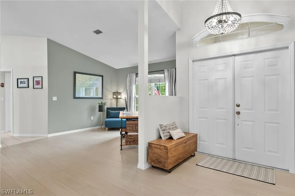 6147 Stonewood Court Naples FL 34112
