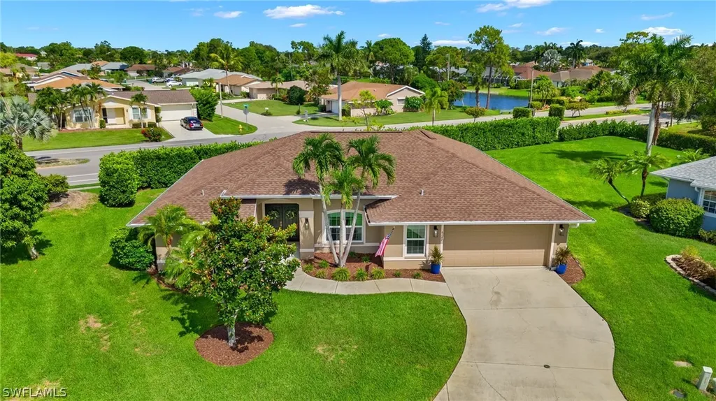 6147 Stonewood Court Naples FL 34112