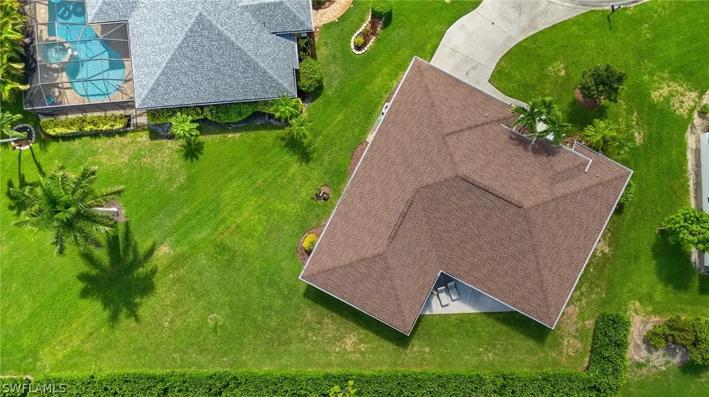 6147 Stonewood Court Naples FL 34112