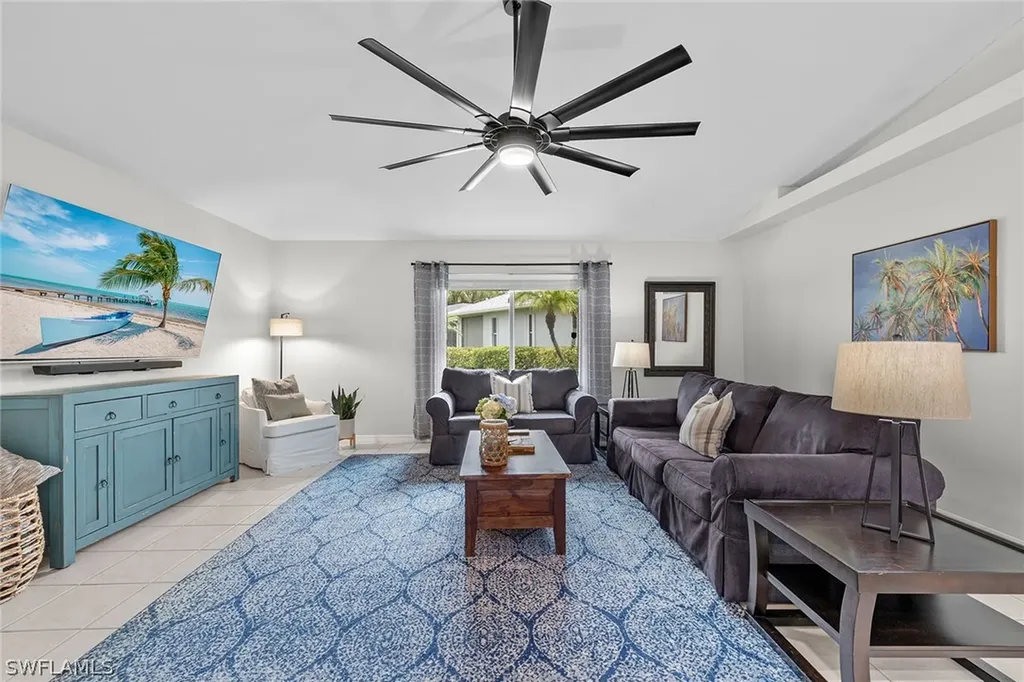6147 Stonewood Court Naples FL 34112