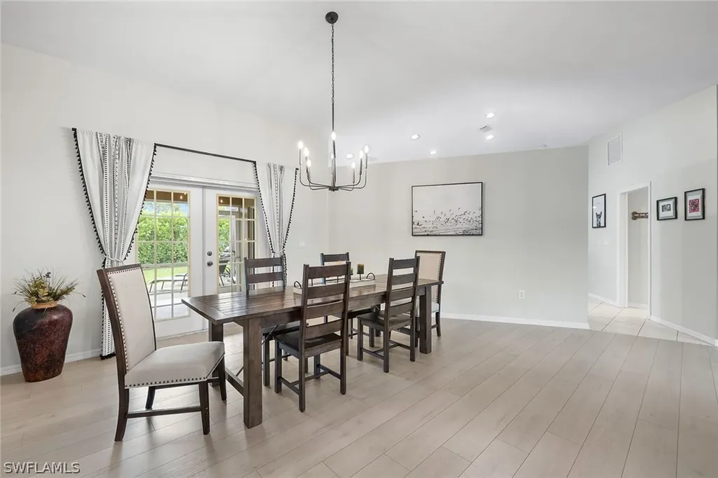 6147 Stonewood Court Naples FL 34112