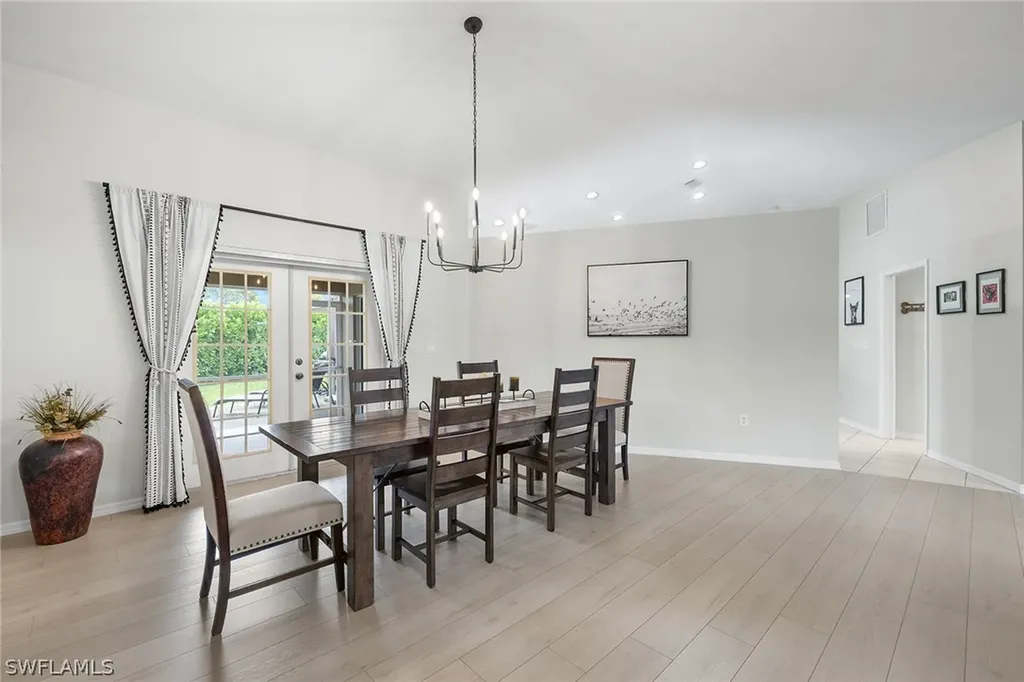6147 Stonewood Court Naples FL 34112