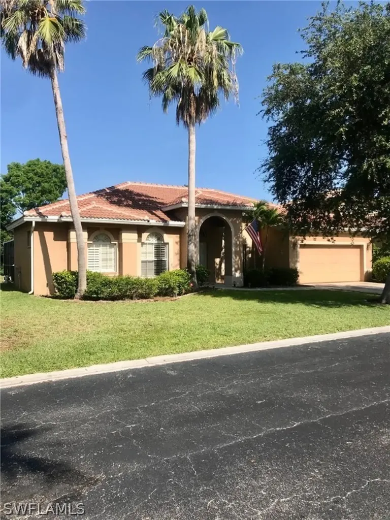 8853 Cypress Preserve Place Fort Myers FL 33912