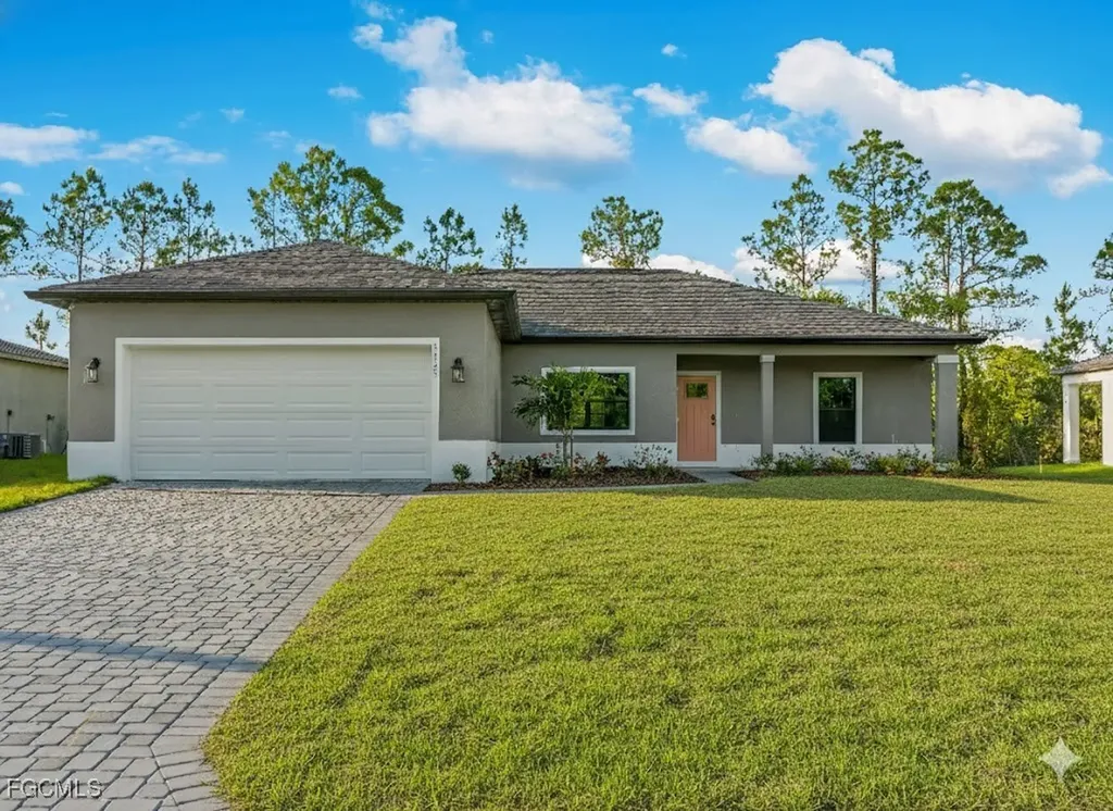 1131 Augusta Street E Lehigh Acres FL 33974