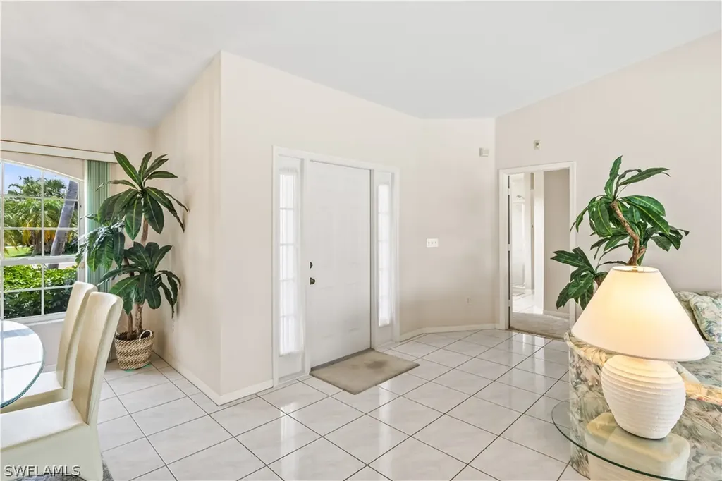 3305 SE 10th Avenue Cape Coral FL 33904