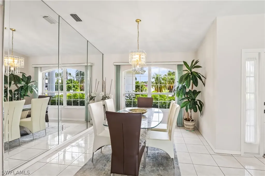 3305 SE 10th Avenue Cape Coral FL 33904
