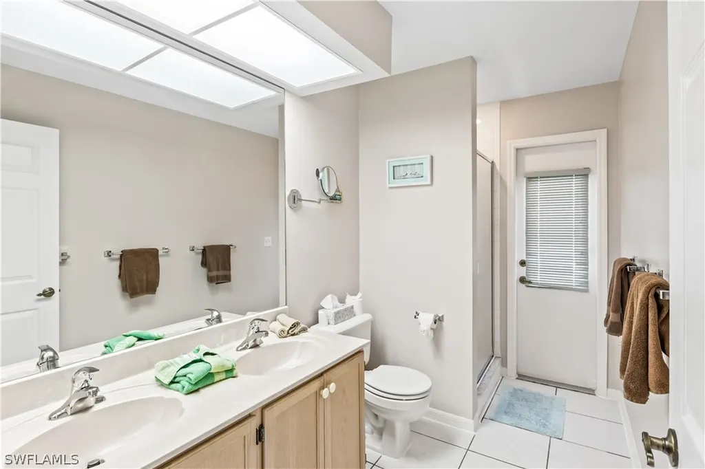 3305 SE 10th Avenue Cape Coral FL 33904