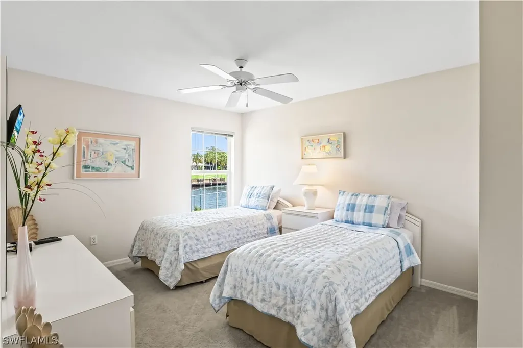 3305 SE 10th Avenue Cape Coral FL 33904