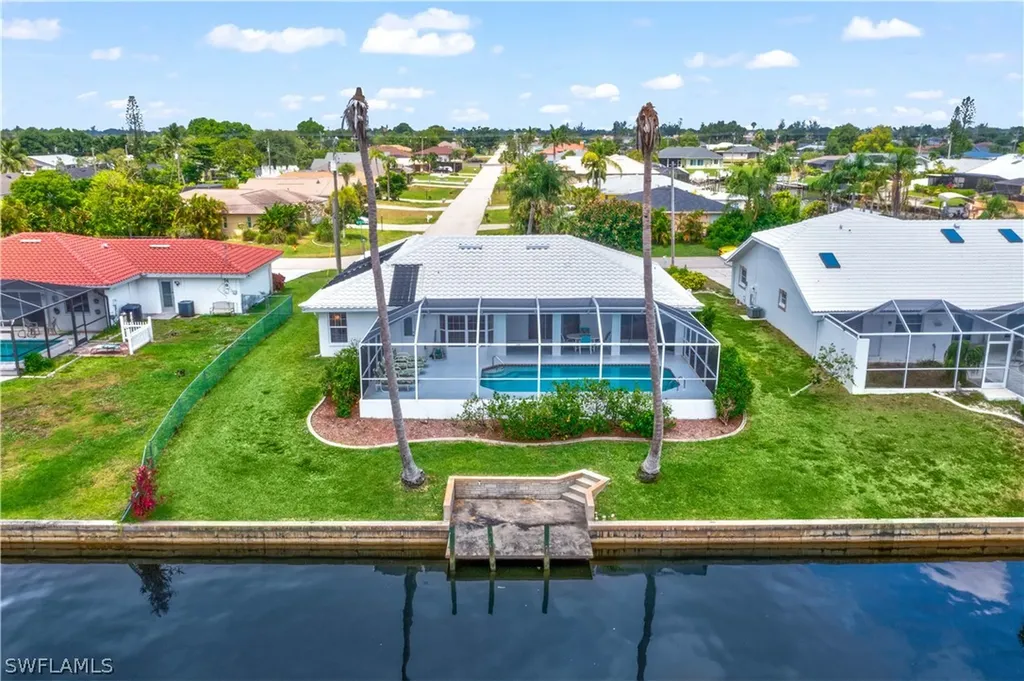 3305 SE 10th Avenue Cape Coral FL 33904