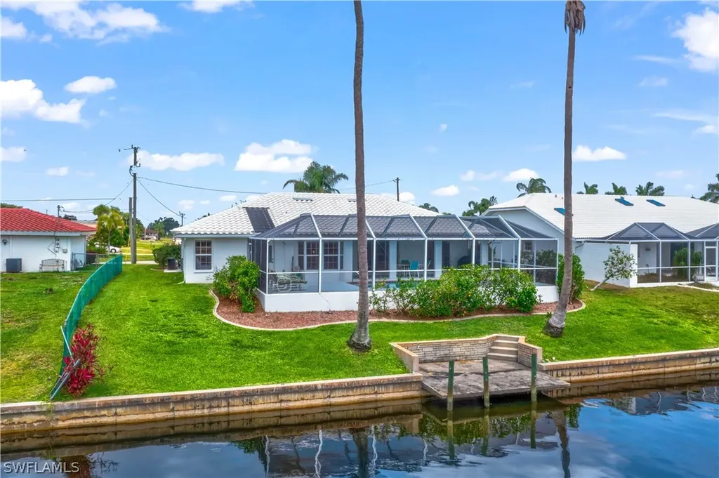 3305 SE 10th Avenue Cape Coral FL 33904