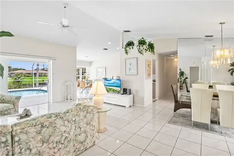 3305 SE 10th Avenue Cape Coral FL 33904