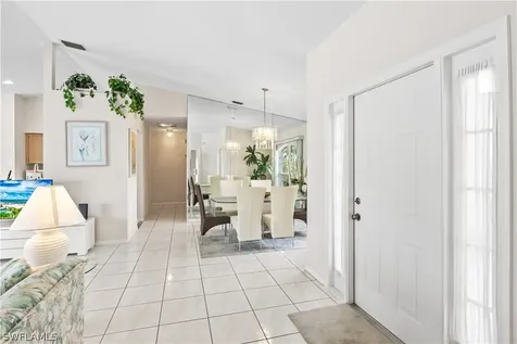 3305 SE 10th Avenue Cape Coral FL 33904