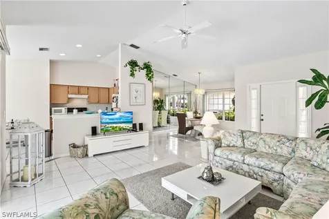 3305 SE 10th Avenue Cape Coral FL 33904