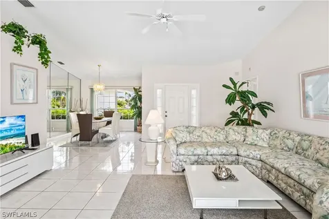 3305 SE 10th Avenue Cape Coral FL 33904