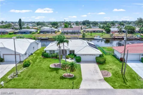 3305 SE 10th Avenue Cape Coral FL 33904