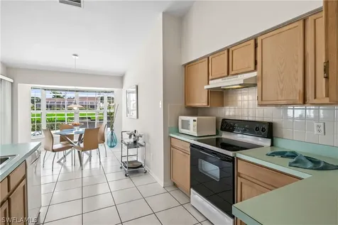 3305 SE 10th Avenue Cape Coral FL 33904