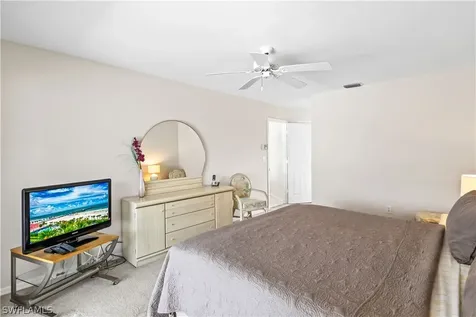 3305 SE 10th Avenue Cape Coral FL 33904