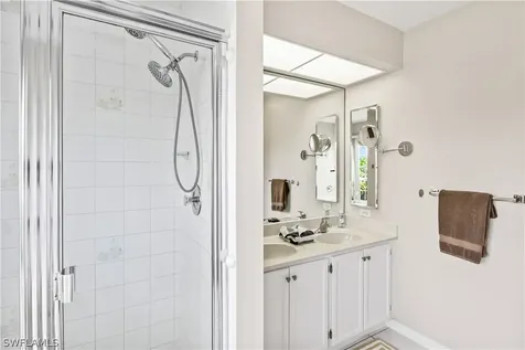 3305 SE 10th Avenue Cape Coral FL 33904