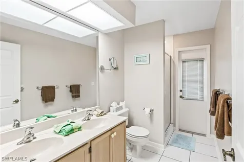 3305 SE 10th Avenue Cape Coral FL 33904