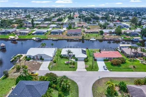 3305 SE 10th Avenue Cape Coral FL 33904