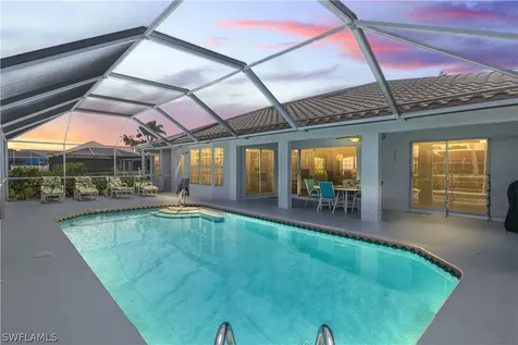 3305 SE 10th Avenue Cape Coral FL 33904