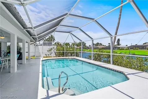 3305 SE 10th Avenue Cape Coral FL 33904
